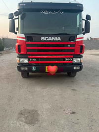 سكانيا تنكر • موديل ٢٠٠٤ • حمولة ١٦ طن
