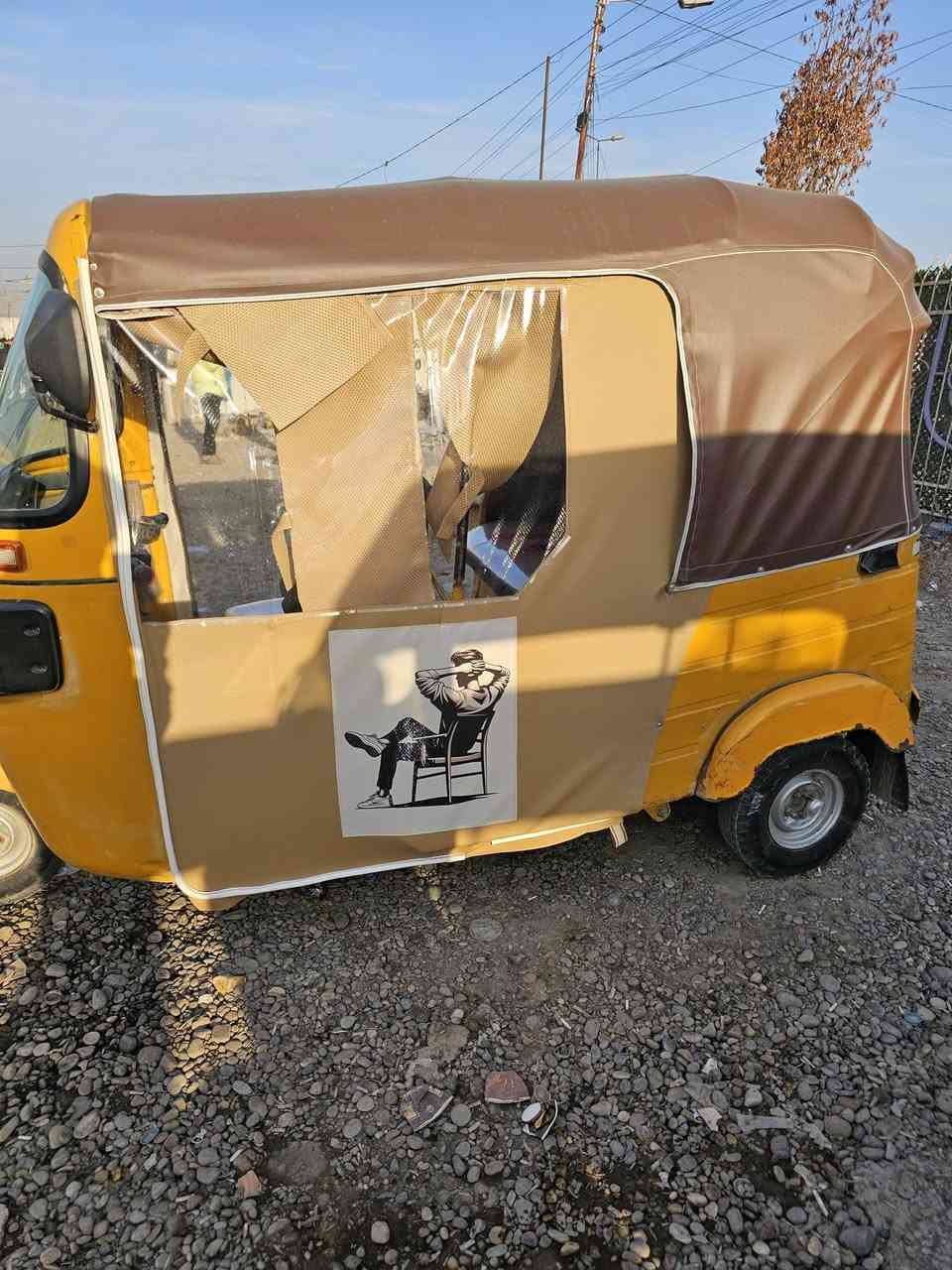 السلام عليكم تكتك موديل 19 للبيع مرقمه تكتك الصور كدامك مكاني بغداد الشعله الشراي يتصل او واتساب ***********
