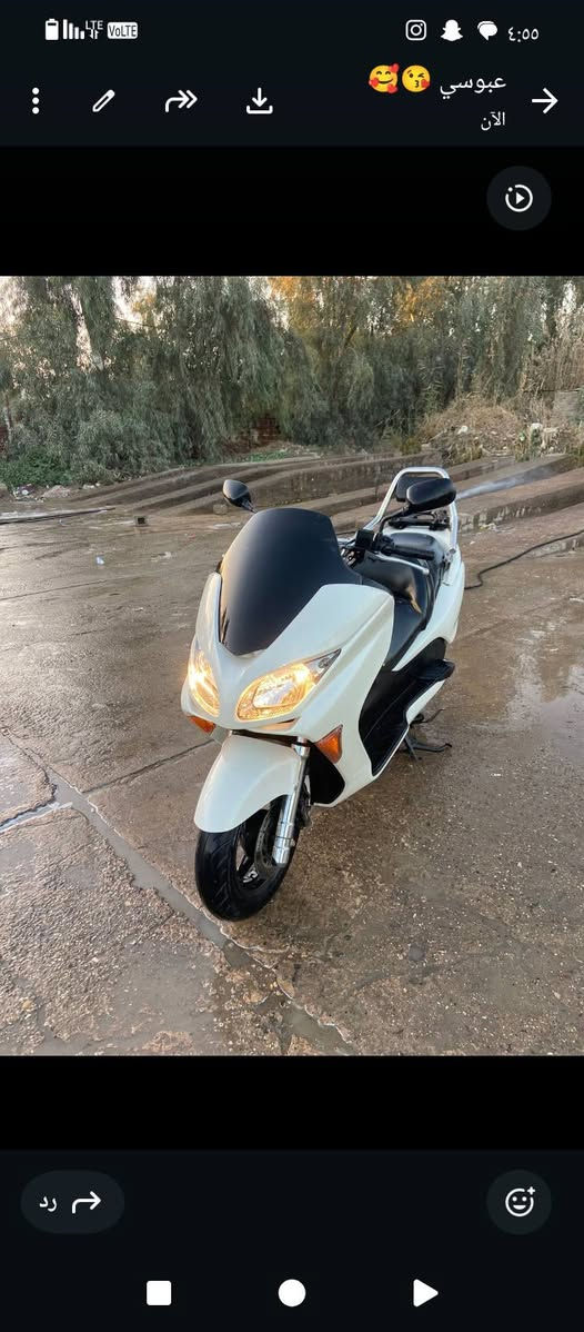 دراجه ما صراله 8تشهر نضيفه كلش نقص وحد ما بيه مال رمبه كير عادي تمتيك ماشي 32 كلشي بيه شغال بصمه ما بيه نقص كفاله عامه سعر 1500قفلً دراجه كبال عينك ***********هاذه رقمي
