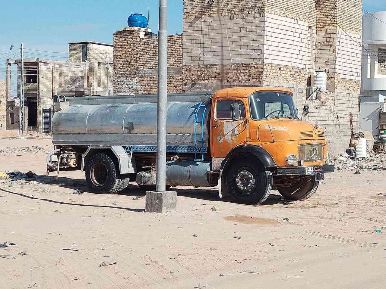 للبيع ابو ردين موديل 1988عشراويه عيون طافحه مكفوله كفاله عامه شاصي خام بدون صبغ اكسن بلادي محرك سوبر كير بلادي رقم صلاح الدين نكليزي بسنويه تنكر مكان نجف ***********
