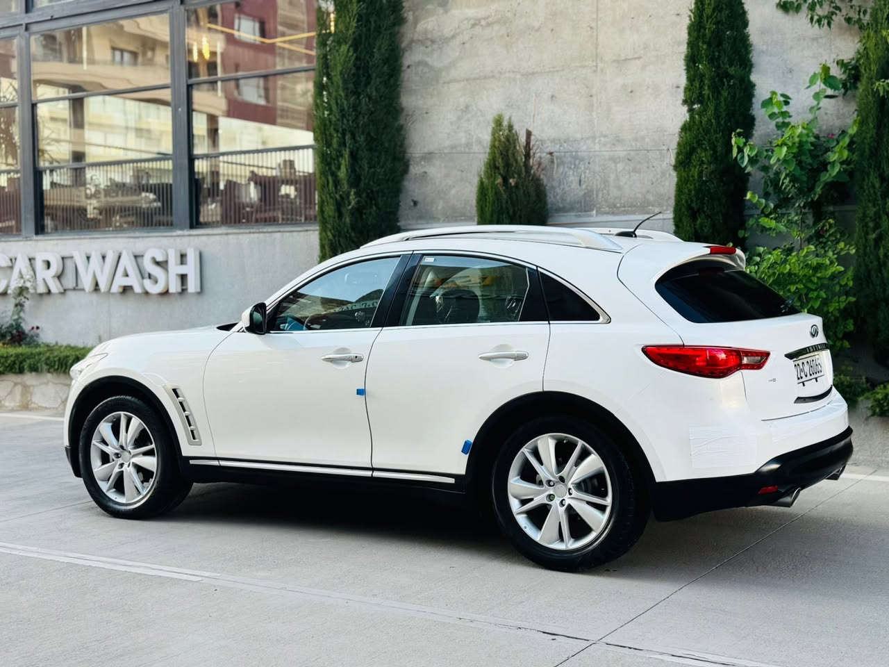 ﷽
INFINITI FX35  2009
أنفنيتي FX35 موديل 2009
 فول مواصفات
--------------------------------------
مكان🌆:سليماني                    سعر💵: ١٠٧$🔐
تليفون☎️: *********** /// ***********
--------------------------------------
▫️محريك V6 سته سلندر
🔹گير و محريك بشرط مامفتوح
🔹بدون صوت بدون صرف بدون خلل بشرط فحص
ماشيه ١٧٢ الف كيلومتر
 --------------------------------------
▫️سيارة كلين تايتل داخل بلعراق
🔹صاره بلعراق (( جملغ خلفي سكن  صبوغ )) 
🔹بدون داخل بدون أيرباگ
سيارة جديد حيل حيلوة نظيفة
--------------------------------------
مواصفات
{{ بصمة - سلايت  - كاميرات -شاشة   - كشنات جلد - كشنات تتفيئة و تبريد - كشنات و ستيرن كهربا - فورميكا - حصاص امامي و خلفي - داخل ديزاينو - تبريد مركزي  - بلاجكتور - ڤوليوم - تحديد سورعة - بعد }}
 --------------------------------------
أربع تاير و ويل جديد سيارة جديد بدون مصروف
سيارة شرط بدون اى نواقص گير و محرك  و حدادي و كاهرباى كل بشرط
سنوية و رقم جديد سنوي بأسمي تحويل غرامة بشرط
--------------------------------------
