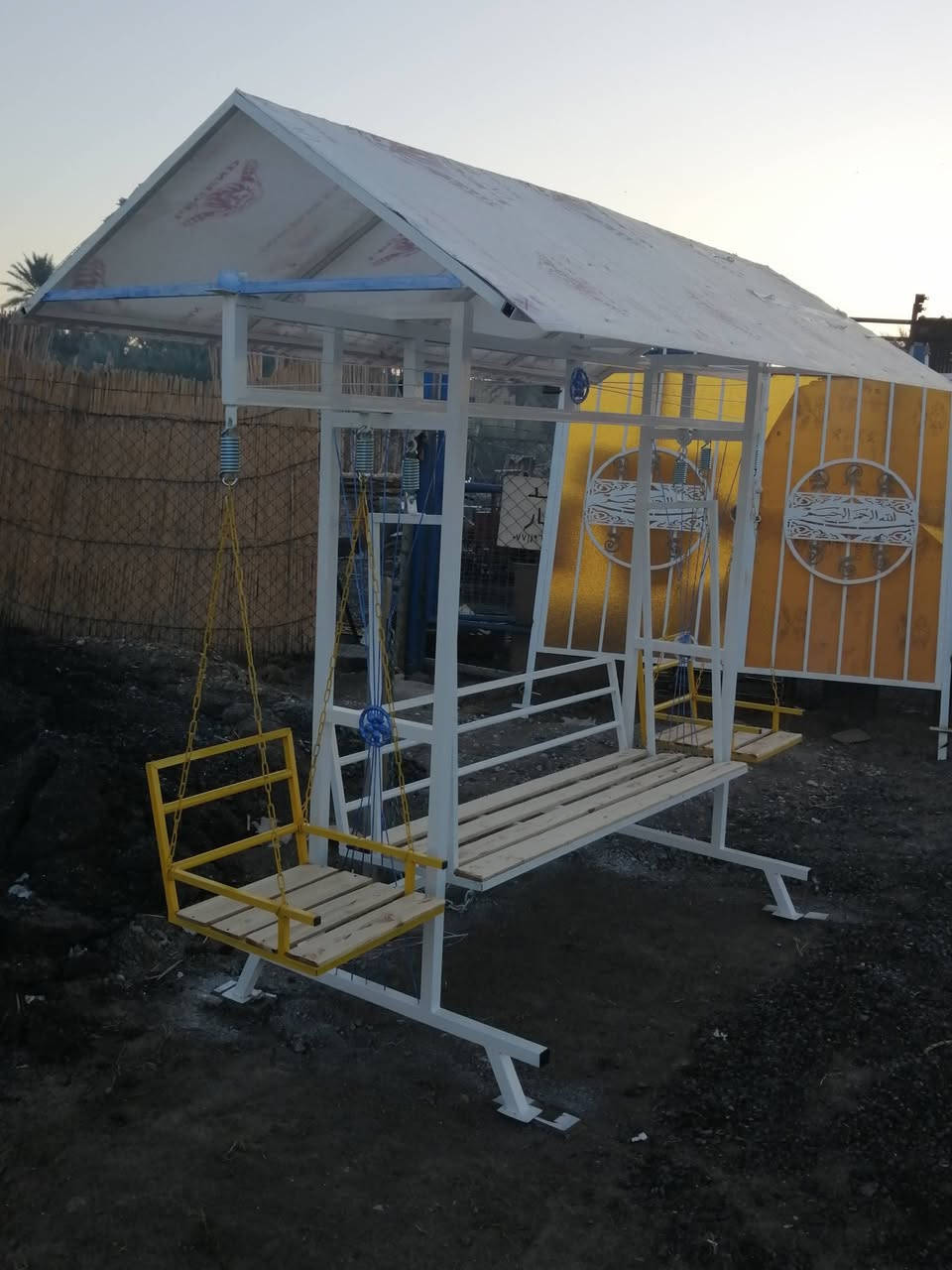 السلام عليكم مرجوحه جديد غير مستعمل شغل درجة أولى حديد ٢ ملم طول 3متر سعر 350 مكان بابل المحاويل للإستفسار ***********
