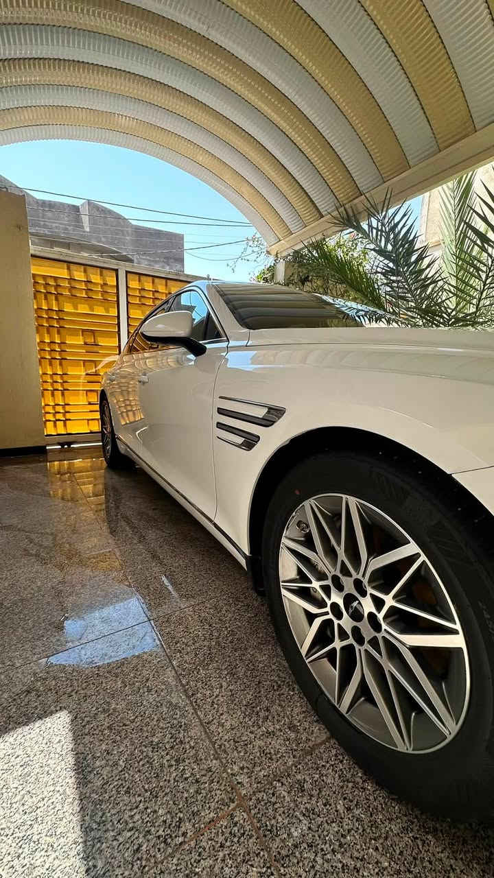 GENESIS G80 BASE
موديل 2025
محرك 4 تيربو 
رقم بصرة شهداء 
حادث بنيد وجاملغات امامي كفاله شاصي ولغد 
ماشيه 21 الف

* رادار أمامي
* مثبت سرعة ذكي
* المحافظة على المسار
* كامرة 
* حساسات أمامية وخلفية
* فرملة طوارئ تلقائية
* مراقبة النقطة العمياء  

* شاشة بانورامية كبيرة 27 إنج
* عدادات ديجيتال
* Apple CarPlay و Android Auto
* تشغيل بصمة وبصمة ذكية
* مقاعد كهربائية جلد
* نظام صوت فاخر
* إضاءة داخلية Ambient Lightin

السعر 270 
البصرة 
***********
