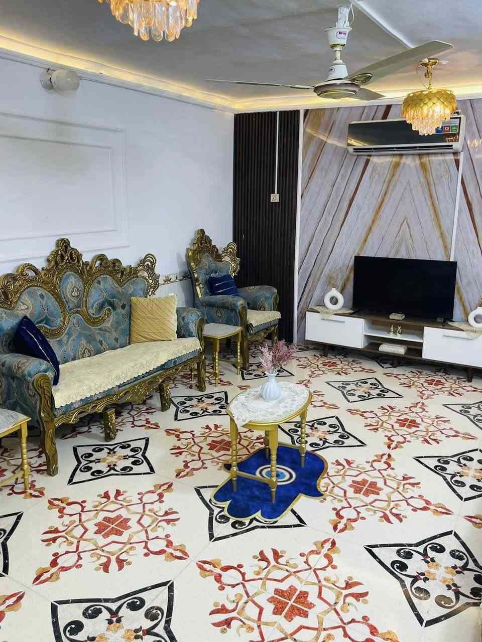 🏡 #دارللبيع  طابقين
♦️العنوان / خلف قصر الحاج خيون
المساحة 150م مربع
 - استقبال 
 - غرفة نوم عدد ٢
- صاله 
 - مطبخ  
 - صحيات داخليه
 - درج داخلي
طابق ثاني
غرف نوم عدد ٢
صحيات
داخل دربونه 
☎️ للإستفسار يرجى الاتصال 
بالأرقام الموبايلات الواردة أدناه
📲 ***********   متوفر واتساب 
#نستقبل_طلباتكم__وعروضكم 
مكتب بغداد للعقار الشطرة  الآمن للتسويق العقاري  ___
 الشطرة /شارع الفلكه قرب كراج الحضارات
