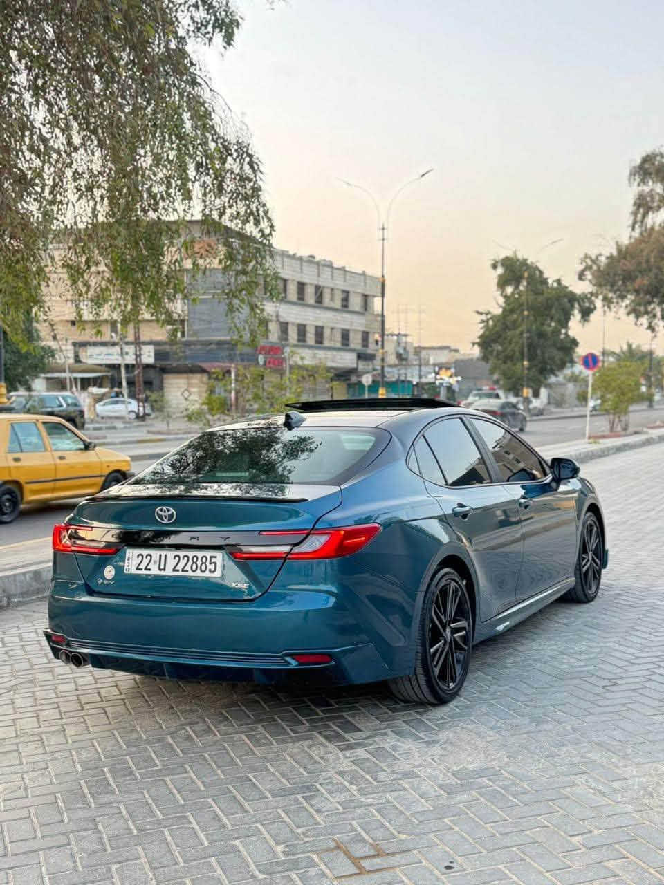 السلام عليكم 
كامري 2025 هايبرد بانزين فول للأخير XSE بنوراما بصمة كشنات كهرباء كشنات تدفئة فول تحكم سترين محرك 2500 ماشيه 20
 بيها صبغ بنيد فقط بدون ايرباك صور الحادث بلمنشور مكانها بغداد الكاضمية سعر238وبيها مجال 
***********
