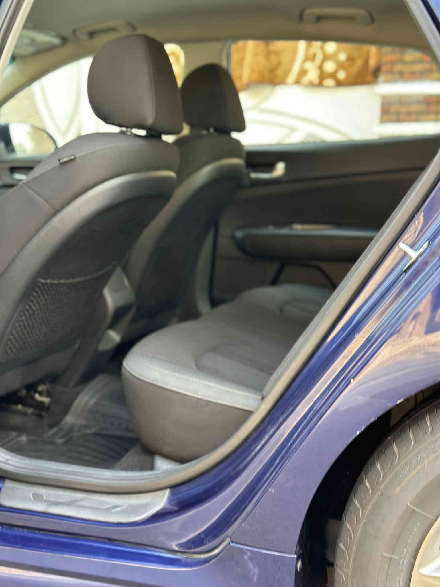 السلام عليكم اخوان كيا اوبتما 2019 نص فول فئة fe رقم اربيل الدولي هزة وفحص وسنويه لل2026 سياره خير من الله گير مكينه حداديه تايرات كله جديد تحكم ستيرن جهتين مانع انزلاق تحديد مسار 3 انظمة قياده شاشه كار بلي  يدات نيكل تبريد ثلج لايت ناصي led دهن xado الاصلي اديرلها مع بانزين محسن السياره شلعه ومعدل تخبل وخير من الله مكينتها ماشيه 53 حقيقي حادثها باب عكس السايق مبدل والوراه مصلح وبالعراق طخة كلش خفيفه بالجاملغ الخلفي الايسر مكانها بغداد الشعب السعر 138 وبي مجال قليل حگ الجيه ***********
