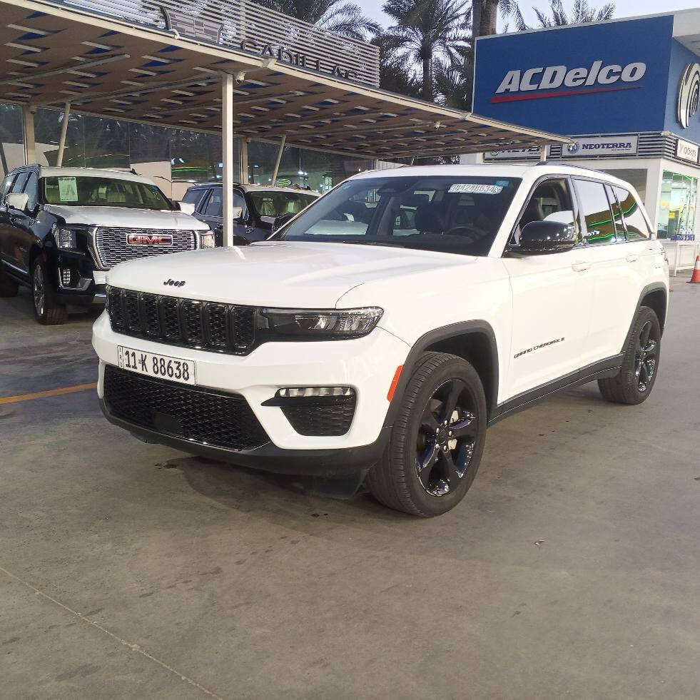 السلام عليكم جيب 2023سيارة جديدة وجاهزة من جميع النواحي مواصفاته 5راكب قطعتين تبريد رادار كامرة كشنات كهرباء بصمه جنطه شفط سيارة جديد جدا ريحه الشركه بيعه بدون ايرباك السعر325مكاني بغداد الاعظميه للتصال،*********** بغداد, العراق
