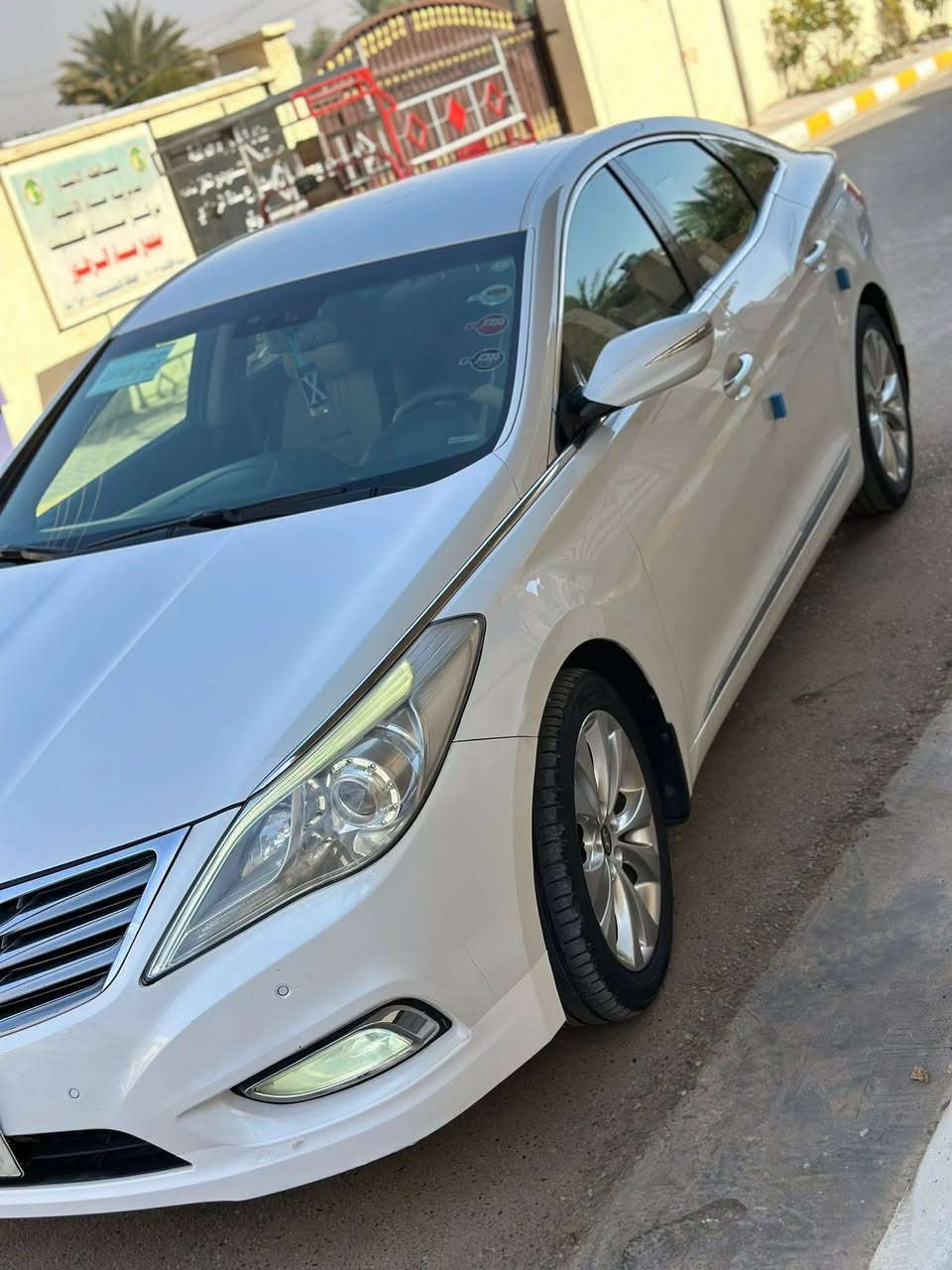 السلام عليكم
للبيع أزيرا 2012 خليجي رقم سليمانيه سنويه لل ٢٧ بأسمنه تحويل مباشر 

فول مواصفات عدا بنوراما 

مواصفات 

كشنات جلد +هيتر كشنات 

اشاير مري +مري شفط

بردات خلفيه + برده كهربائيه 

قطعتين تبريد 

تحكم ستيرن جهتين 

حساس امامي خلفي 

كأمره إماميه وخلفيه 

إشارة ترحيب 

ويل كروم وتخم تاير 

لايت لد 

محرك v6 دوش

٣ انضمة قياده 

ماشيه 180 

السياره مقفوله كفاله عامه من صبغ وتبديل وسونار مرفق مع صور

السعر 120 وبيها مجال 

للتواصل ***********

مكان السياره الأنبار قضاء هيت
