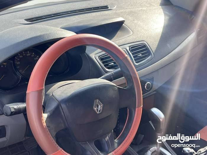 السلام عليكم
للبيع رينو فلونس موديل 2013 سيارة حلوة 

شاشة كامرة لايت زنون

تخم تاير تبريد حدادية كير محرك خير من الله

 مناقصة شي 

التنتة يرادلة دوشمة

فقط بية صوت راجز

السيارة رقم ذي قار

السيارة تجي وتشوفها السنوية لغاية 2028

مكان السيارة البصرة حي الزيتون

للاستفسار ***********

السعر67 ورقة وبية مجال
