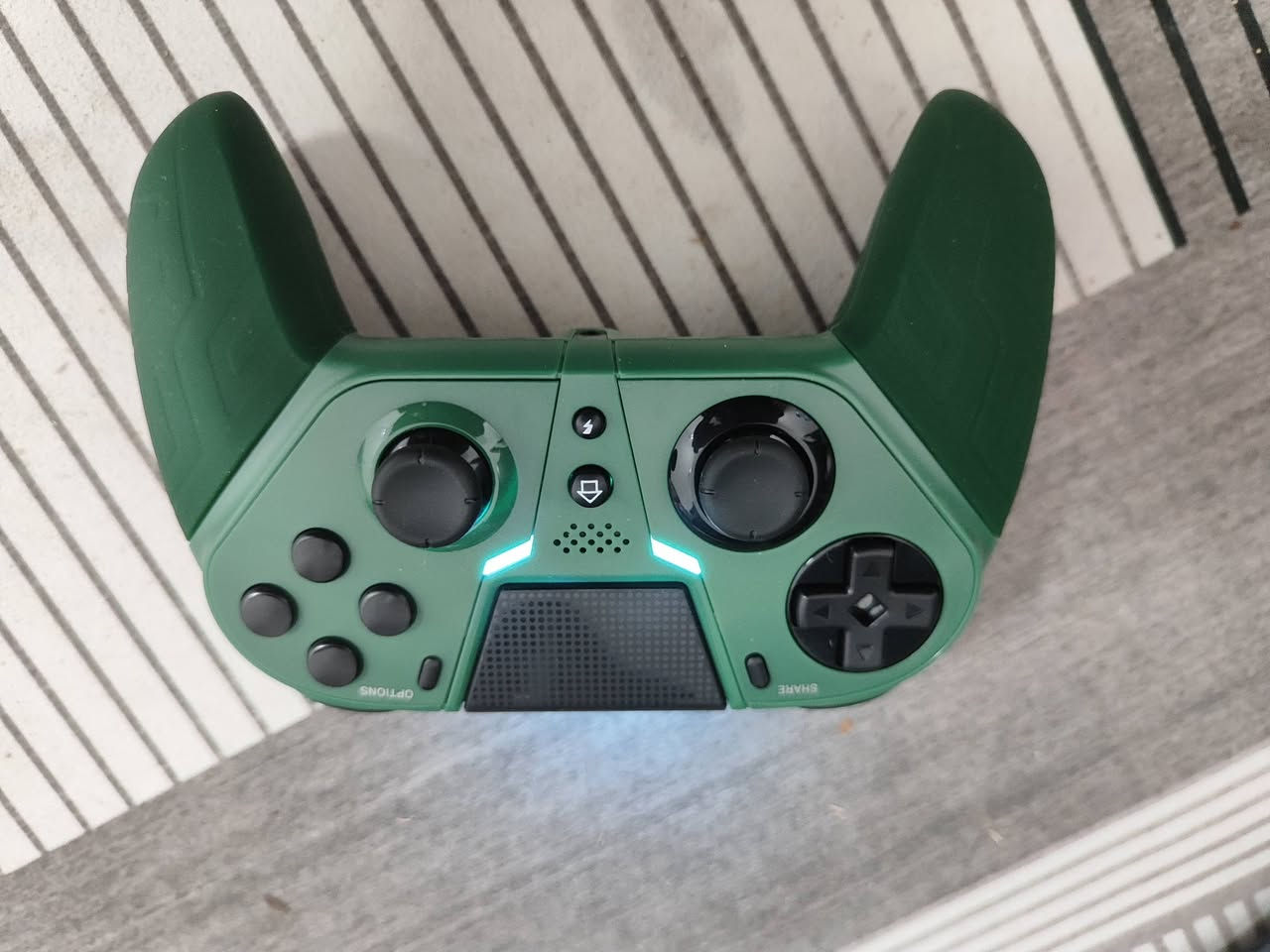 قطع بيسي متنوعه كل قطعه بل صوره وسعرهه ادخل وشوف


**إذا كنت صاحب هذا الإعلان وتريد حذفه لأي سبب، رجاءا أرسل رسالة إلى الدعم الفني**