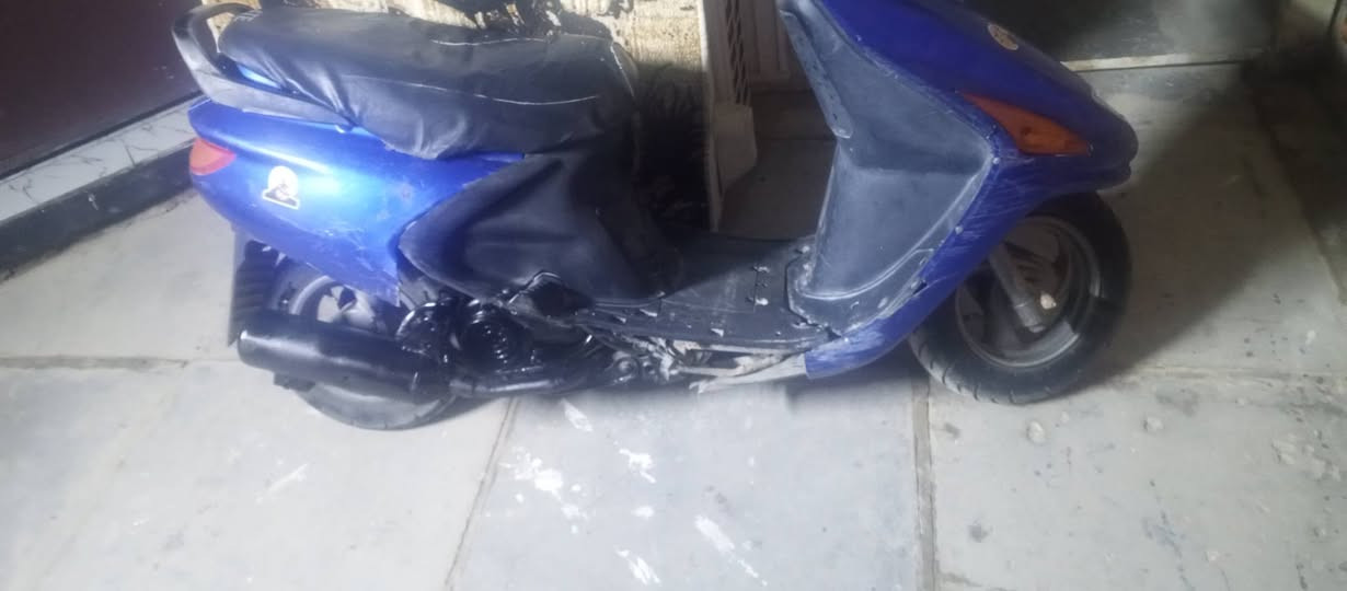 السلام عليكم دراجة فراشة للبيع شاصي مكفول تايرات جدد بريك ورا بيهة مكينة بيهة خيط بخار والنضافة كدامك تمشي نهضة ومعدل حلوات كهربائيات بيهة كاملات بس مايشتغلن مكطم وايراتهن ابيع علئ هل حطة سعر 150


**إذا كنت صاحب هذا الإعلان وتريد حذفه لأي سبب، رجاءا أرسل رسالة إلى الدعم الفني**