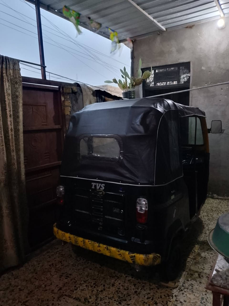 تكتك للبيع مديل 20 نضيفه مكينه جديده كهربائيات كله شغاله سعر 5500 مكان الحيانيه هذا رقمي *********** حته مراوس اراوس
