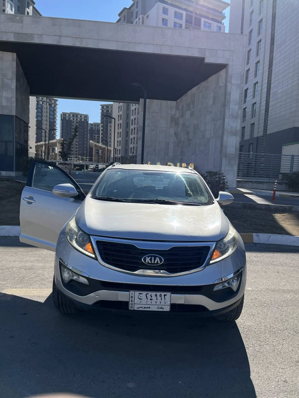 السلام عليكم
كيا سبورتج 2014
محرك 2000 دوش  
كفاله عامه عده بارد صغير بالصندوق ميبين 
خليجي
تحكم ستيرن  
حساس  خلفي  
كشنات مخمل
شاشه 
كاميرا 
تبريد قطعة 
مري شفط 
داخل رصاصي 
اشاير مري  
 قياده ايكو 
ماشيه 190 حقيقي
مكاني بغداد
تبريد ثلج 
ادامه كامله للسياره
تخم تاير 
بولش كامل قبل يومين
السعر 157 وبيها مجال 
للاستفسار رقمي 
***********
