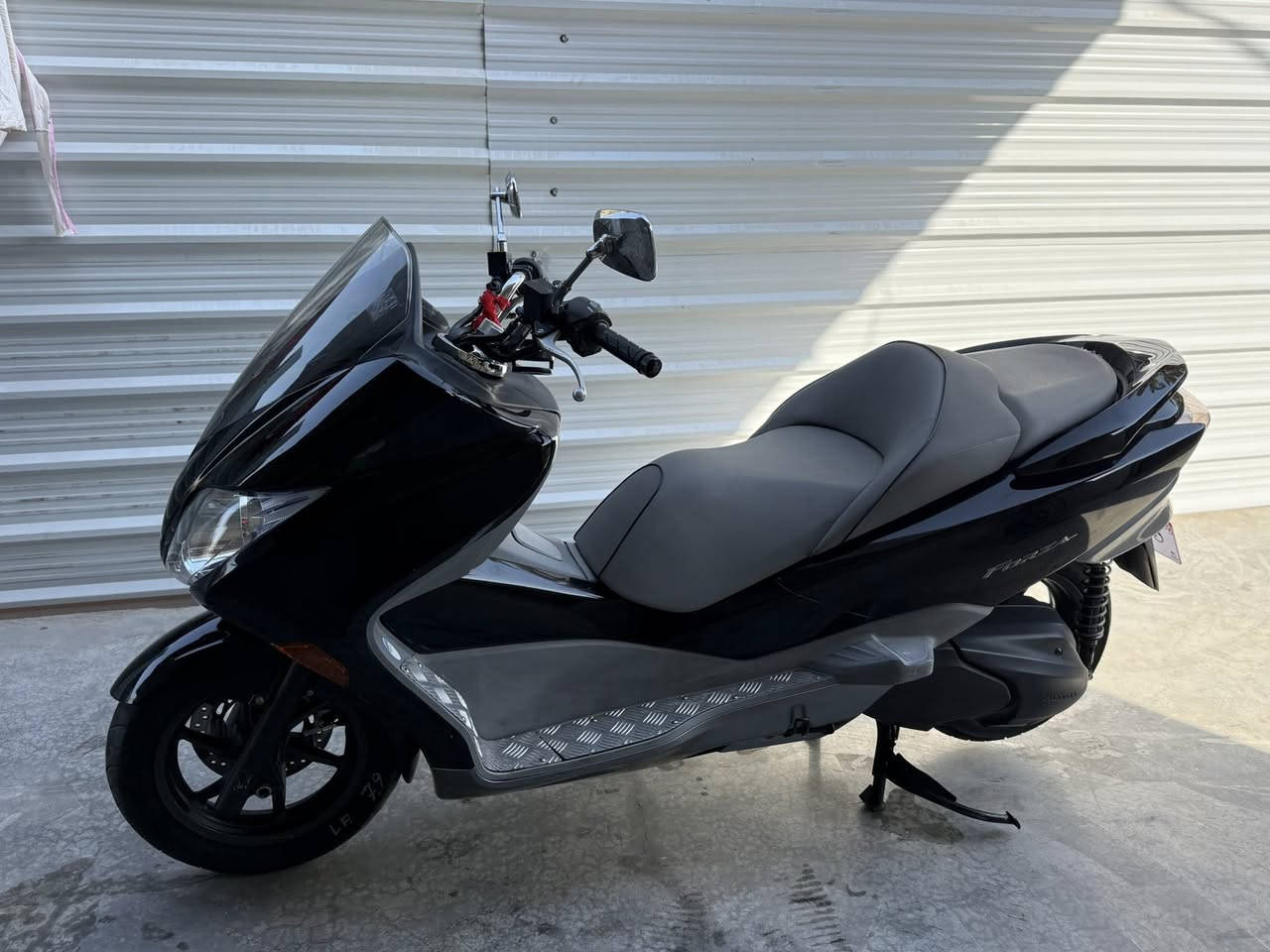 يا الله يا الله
فورزه صفر 10 S7 

دراجه جديده معنه الكلمه كفاله عامه المسافه المقطوعه 9الف 

المكان واسط ناحية سيد شهدا

سعر 20وبيها مجال


**إذا كنت صاحب هذا الإعلان وتريد حذفه لأي سبب، رجاءا أرسل رسالة إلى الدعم الفني**