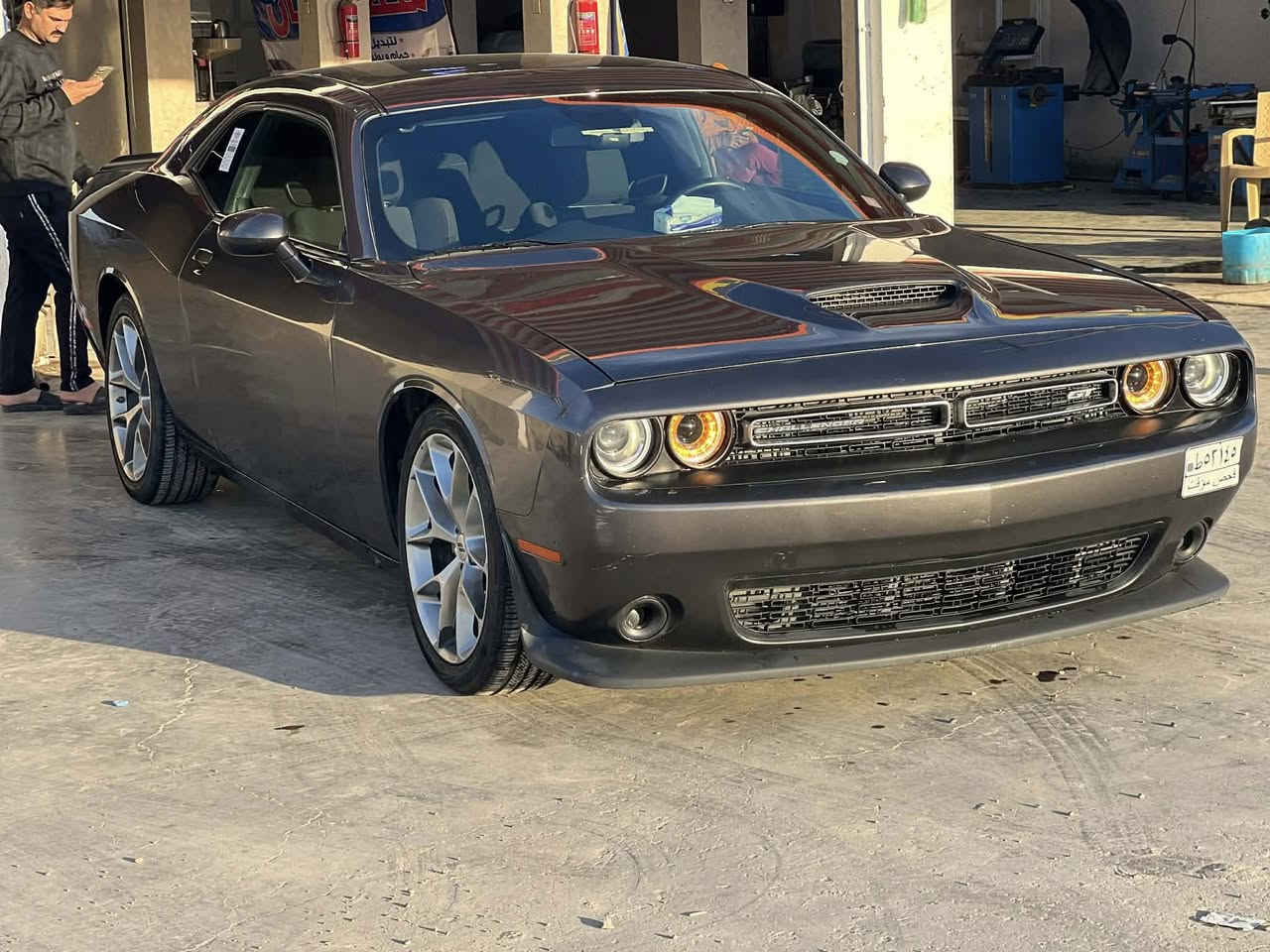 جالنجر 2023GTممرقم حادث جاملغ عكس السايق والصفحه الثانيه كلير فقط  السعر ١٨٥ وبيها مجال الاتصال ع رقم ***********
