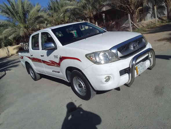 للبيع تويوتا هايلوكس 2011 رقم بغداد مكفولة تبريد تدفئه 
كير محرك اكسل صدر جديد تخم تاير السياره بلاديه 
وضع شركه دوشمه كامله جاهزة من كلشي 
بغداد المشاهده ***********
