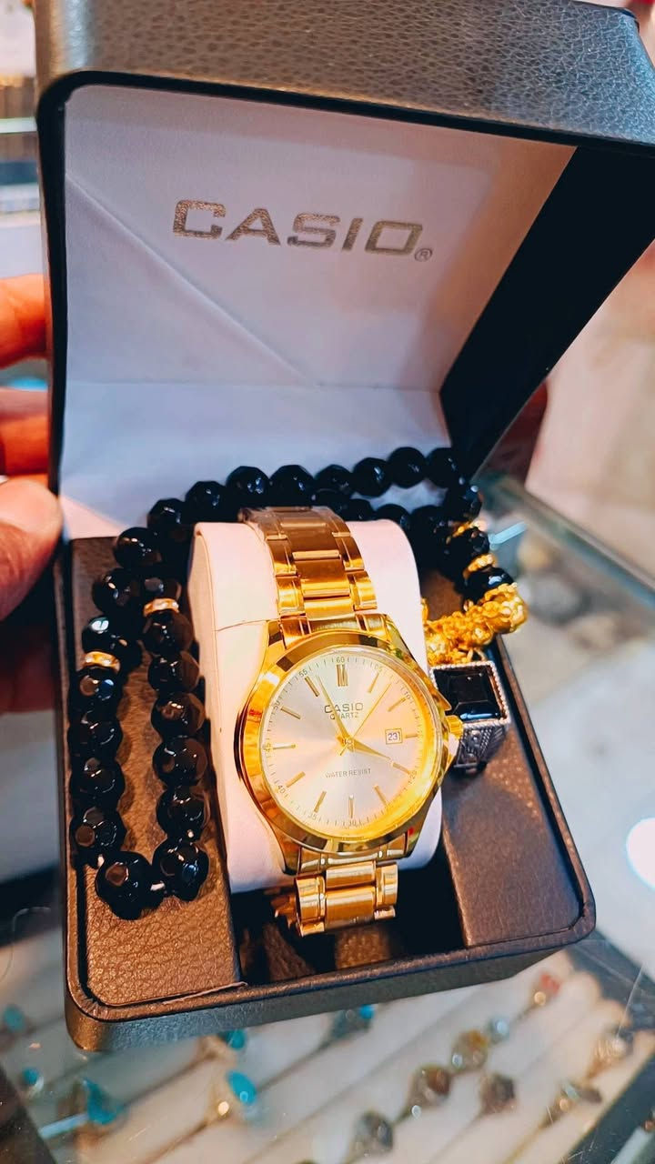 سيت ساعة رجالي CASIO 
مع العلبة casio بالإضافة الى سبحة وخاتم

#CASIO #ساعة_كاسيو


**إذا كنت صاحب هذا الإعلان وتريد حذفه لأي سبب، رجاءا أرسل رسالة إلى الدعم الفني**