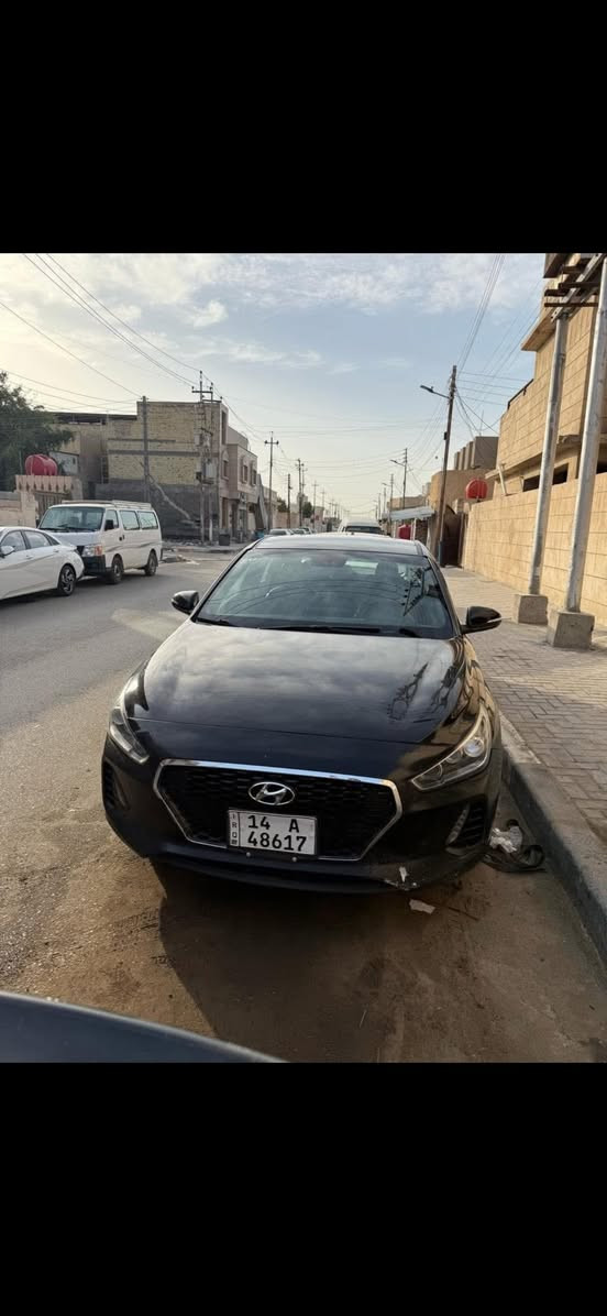 النترا هاش باك موديل 2018
السياره كفاله من الضربه 
فقط صبغ بسبب الخدوش 
محرك وكير كفاله 
تبريد شغال 
السعر 88 وبيها مجال قليل 
مكانها البصره ام قصر 
***********
