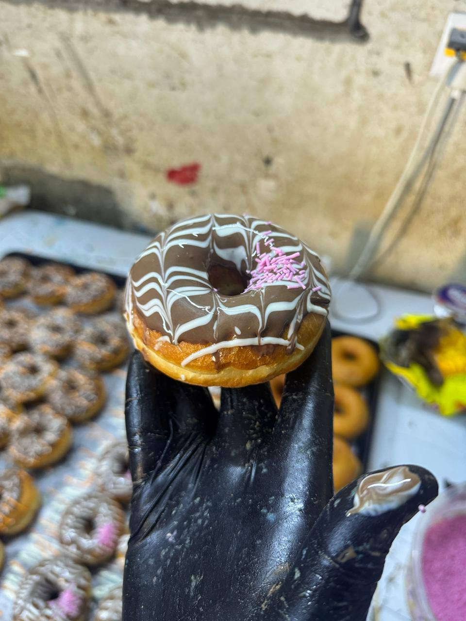 خلفه كاهي ودونات وصمون كهربائي وفطائر وجرك وشعير وبيتزا وكرواسون  وكافه المعجنات كعك عسليه كليجه معمول  بغداد فقط شغل درجه اولى ***********
