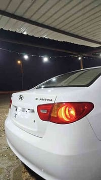 للبيع النتره 2011 سياره جاهزه مكينه وكير 1600بل كارتون  تخم تاير وتخم ...