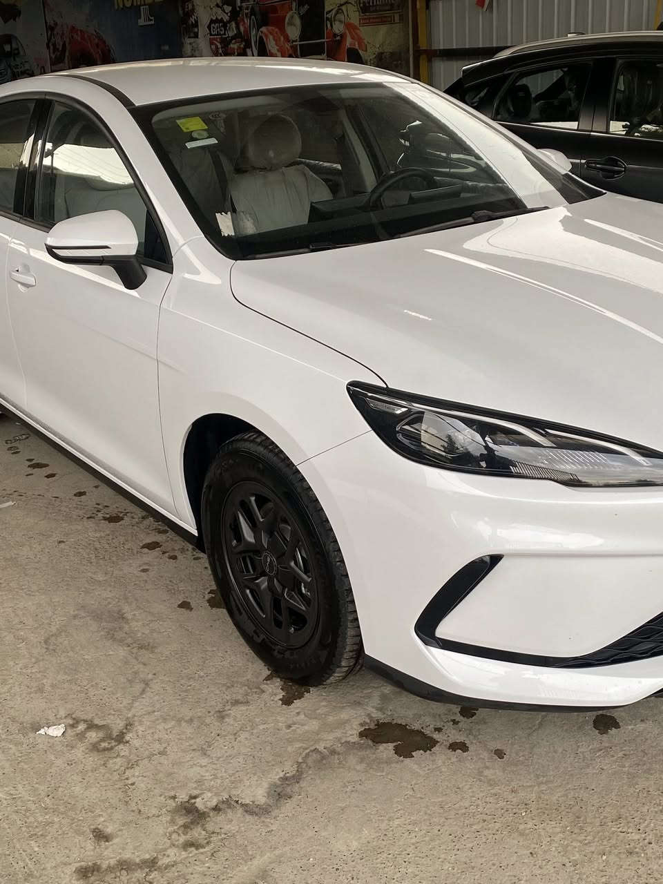 البيع مكفوله ماشيه 6تالف السعر 18400هاذه رقمي ***********
