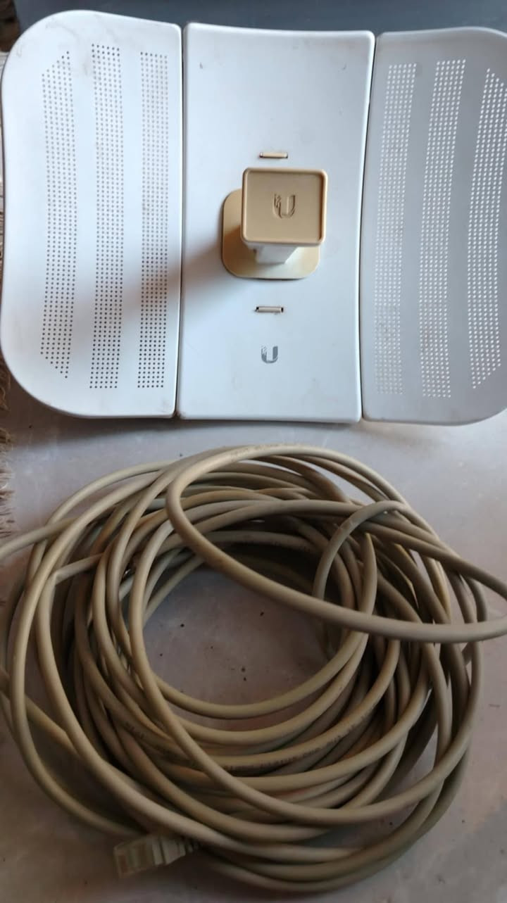 ساحبه شغاله 45
شبكه ويا لعمود 30
سنك 15 مكانه رميثه


**إذا كنت صاحب هذا الإعلان وتريد حذفه لأي سبب، رجاءا أرسل رسالة إلى الدعم الفني**