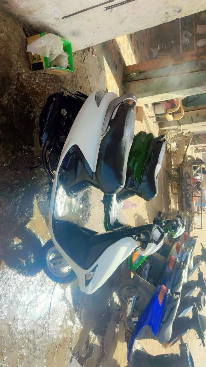 دراجات فول كفاله كفاله شرط حاويه       ***********وسعار مفوله
