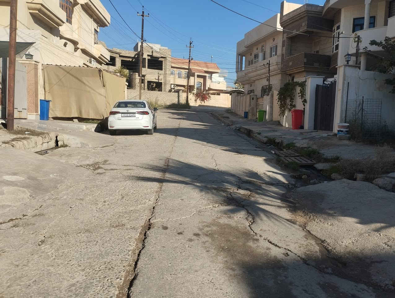 🏦  عروض مكتب بيت الأركان للعقار  🏦

الارض للبيع حي جابر بن حيان مساحة ١٥٠ م

الواجهة ٦م العمق ٢٥ م الاتجاه غروب شمال 
الموقع حي جابر بن حيان 
منطقة القضاة الجهة مقابلة جامع سلطان هاشم

🏦                                                     🏦
السعر على التليكرام https://t.me/alarkan_1
للاستفسار مراجعة مكتب بيت الأركان للعقار 

موقع موصل حي العربي قرب مطعم ماشاءالله 

*********** / *********** / *********** 🏦
