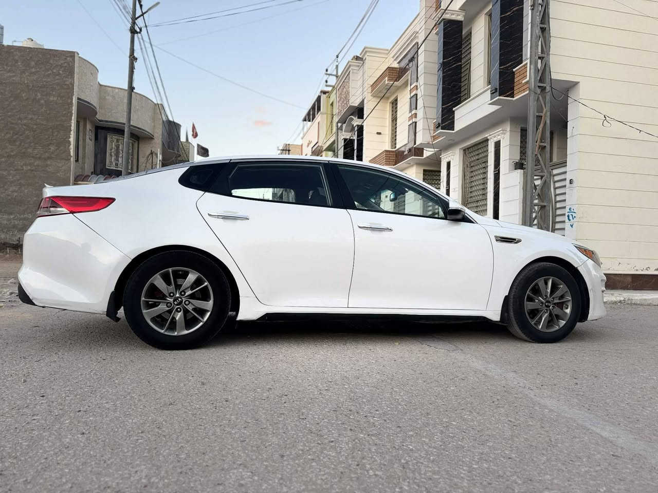 كيا اوبتيما 2016 وارد امريكي كلين بدون حادث ليبل واحد رقم بغداد  السعر 109$

السياره بيه كم قطعة صبغ اثر شخوط وجراد يعني للجماله مابيه قطرة معجون السياره جاهزه للاخير مابيه نقص برغي السعر 109 وبيه مجال بسيط حك الجيه اخيكم لحد يخابرني ويكلي بشده ما ابيع لاتعب نفسك وتخابر 

  ***********
