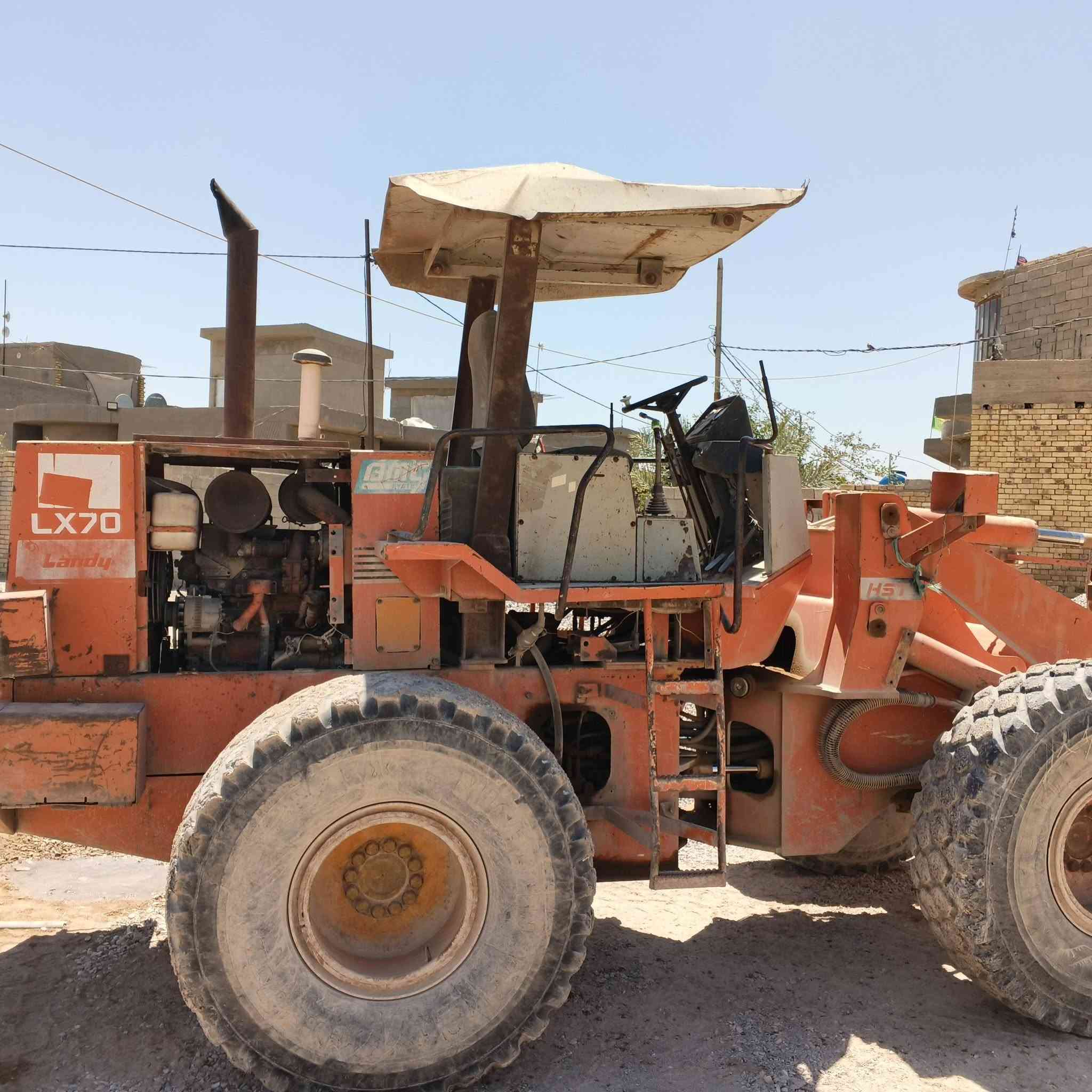 السلام عليكم
شفل هيتاشي موديل92
مكينه بيه بخار 
التواصل:***********
