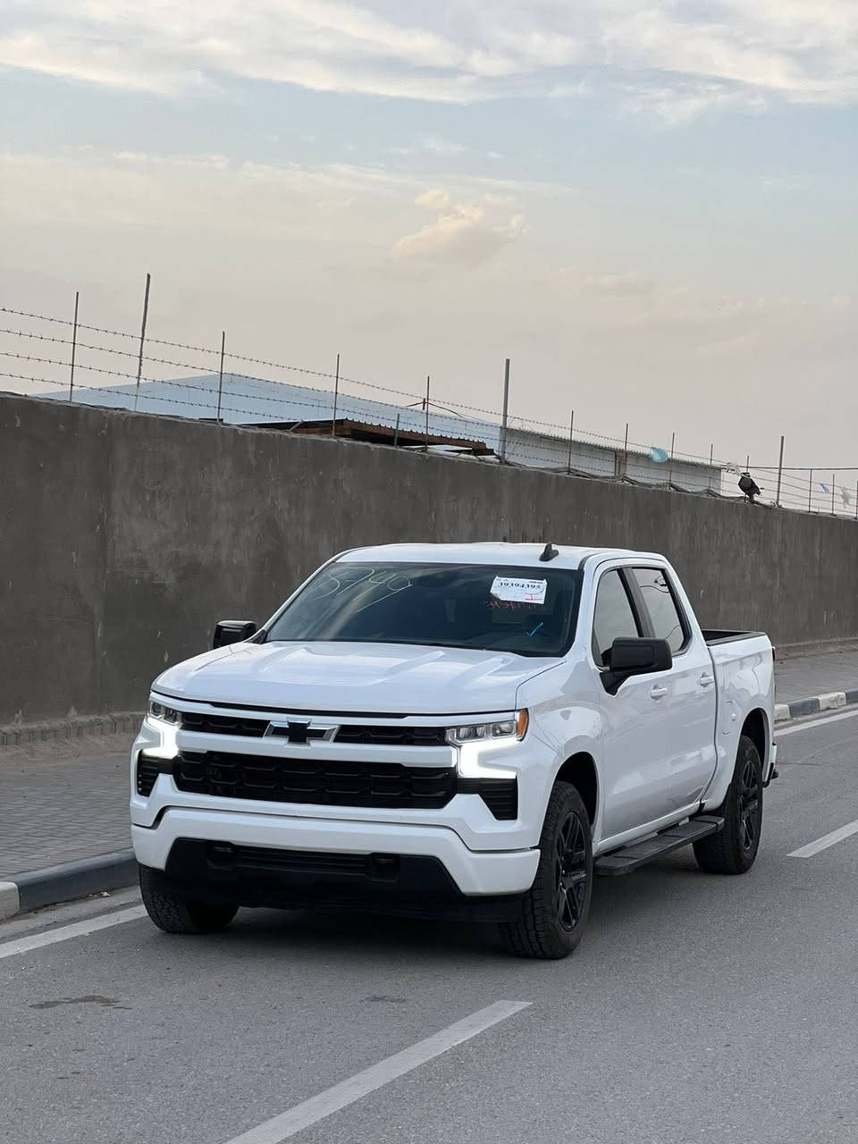 ✅ للاستفسار الاتصال على الرقم : //***********//

ماشاءالله 🤍🔥🔥

الوحش الامريكي ✅

CHEVROLET SILVRADO 1500 RST 2023🔥

ملاحظة : ( السيارة باب طويل بدي قصير المرغوب🔥 )

محرك : 8 سلندر 5300 4x4 دفع رباعي🔥

💸

السعر : 290 ورقة الشراي  يتصل السيارة بدون لوحات  ✅

💸

السيارة وارد امريكي ضررها جانبي مو وجه البچم✅ : جاملغ وباب اصلي تبديل + حافة البنيد متعورة وما تصلحت هم بدلت بنيد 

بأختصار السيارة تبدلت بيها 3 قطع ✅🔥

مواصفاتها : 

رادار امامي✅

نظام تحذير ⚠️✅

مقاعد كهرباء✅

مقاعد تدفئه✅

شاشه ايباد✅ الشكل الجديد🔥

عينة دجتل✅

نظام اطفاء المركبة✅

تحديد مسار✅

تحذير امامي✅

كير تعليگ✅

باب خلفي كهربائي✅

تشغيل عن بعد ✅

دواخل ترحيب✅

تدفئه مقود✅

مودات قيادة✅

مداخل USP + تايبسي✅

انارة بالبدي✅

وهواي مواصفات بيها بعد مواصفات RST معروفة✅

السيارة جديدة احلى من الصور 

مكان السيارة: البصرة//

#ملاحظة: الي يحب ينضم لكروب مزادات كاليفورنيا الامريكية

استفسار عن اسعار المزاد ام الشحن 

https://chat.whatsapp.com/Ht3JOZZUA2XC0WIPsAqIgq
