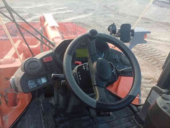 سلام عليكم شفل حجم ٨٠ موديل 15 دخول جديد محرك ازوزة المرغوب بدون منضومه كفاله عامه الاستفسار أكثر ***********
