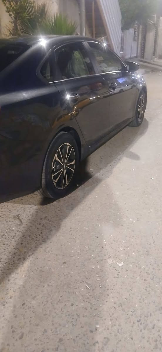 فورتي موديل 24 امريكي سياره فول نضافه مكينه 2000دوش
رقم اربيل 
سياره بصره تقاطع العسكري 
الهاتف .***********
السعر .155
