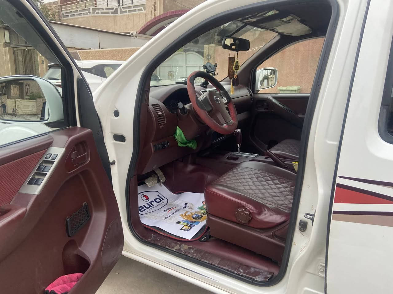 السلام عليكم ،نيفاره فئة (LE محسن) موديل 10 رقم بغداد الماني مكفوله حادث تبريد حداديه صدر دواخل غرفه كله فول نضافه سياره بأسمي مال بيت السعر ١١٧ بيهة مجال قليل  العنوان بغداد الشعب ***********
