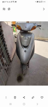 دراجه بريز للبيع  السعر ٤٥٠ وببه مجال  والتفاصل على الخاص مكاني بغداد ...