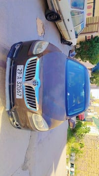 برلنس V5 موديل 2014 السياره تعمل بنضام بانزين وغاز يعني بيها منضومه غا...