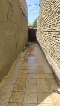 بيت للبيع طابو صرف 150متر حي وحده قرب شارع زهور  غرف نوم ثنين  صاله كب...