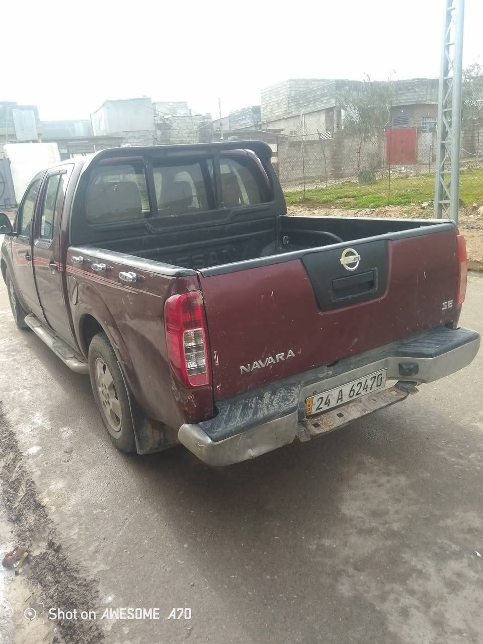 نيسان نيفار رقم دهوك محرك بطه قرامت 400 مصبغ جمليه موديل 2009سعر 85 وبي مجال ***********
