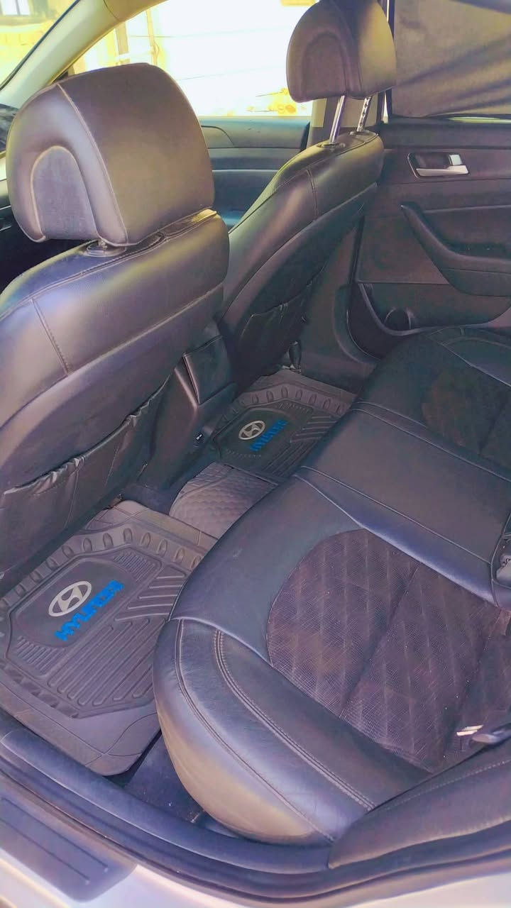 السلام عليكم سوناتا ٢٠١٧ سبورت حادث بابين مبدلات نفس اللون صبغ فقط بنيد جارد ماشي ١٦٠ المكان كربلاء طوريج السعر ١٣٢ وبيه مجال الاستفسار ***********)) ((***********
