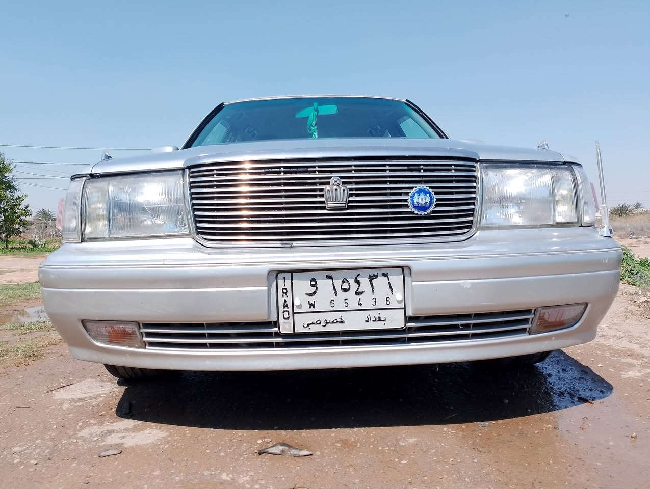 السلام عليكم 
للبيع كراون راس الثور رقم بغداد 1997كفاله تحوير غسق  عامه من الكص ونقل جثه  وحادث واصوليات تخم تاير صدر امامي خلفي جديد داخل جديد كير مكينه جدد تبريد ثلج كشنات 4كهرباء مكان السياره صلاح الدين بلد السعر 95وبيها مجال +***********
