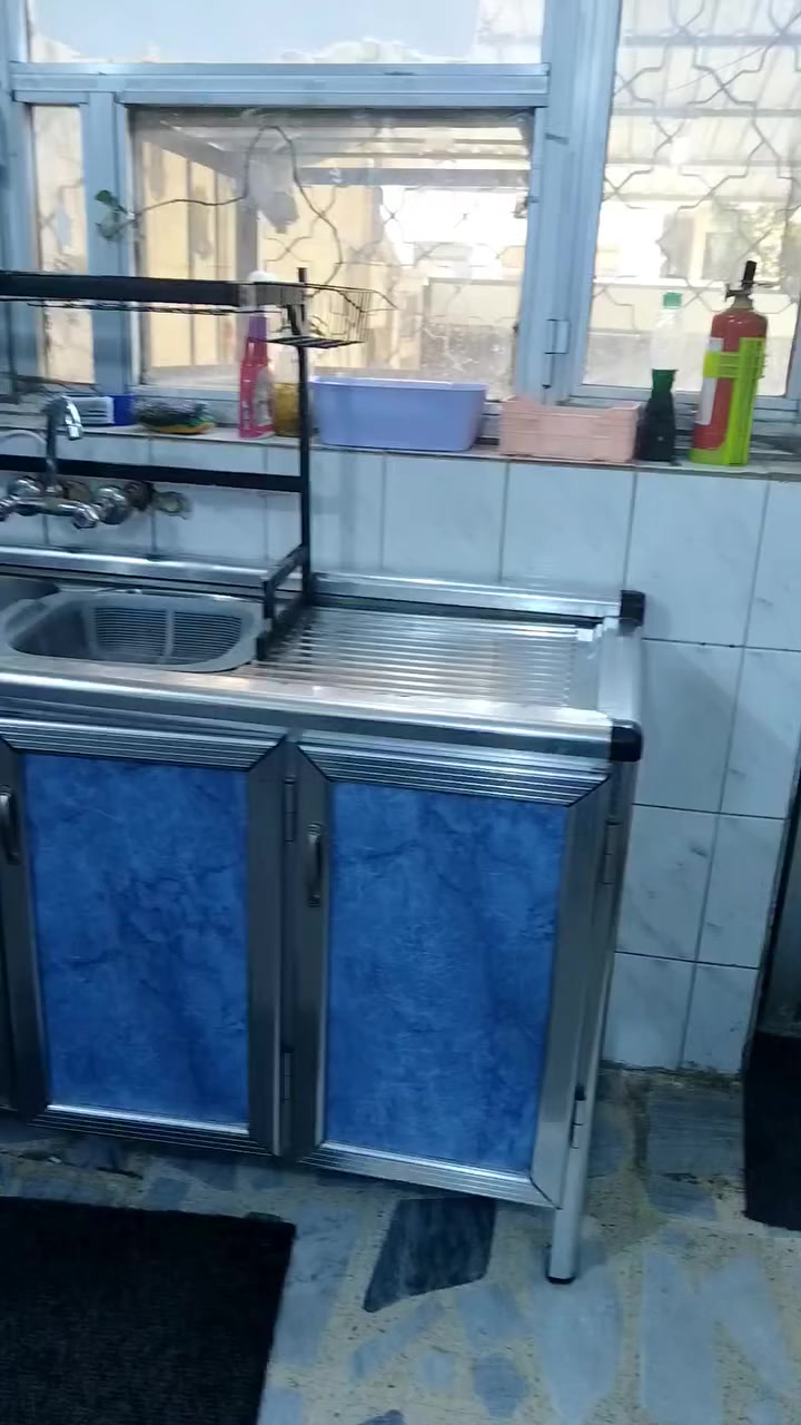 عندي كاونتر  ابو خمسه قطع.  اسيل الاصلي اخوه  الجديد ويا ه السنك  وابواب مالتة كلش عريضه
والسعر على  الخاص   للشراي فقط  ومكان الكاونتر بغداد الا عظميه


**إذا كنت صاحب هذا الإعلان وتريد حذفه لأي سبب، رجاءا أرسل رسالة إلى الدعم الفني**