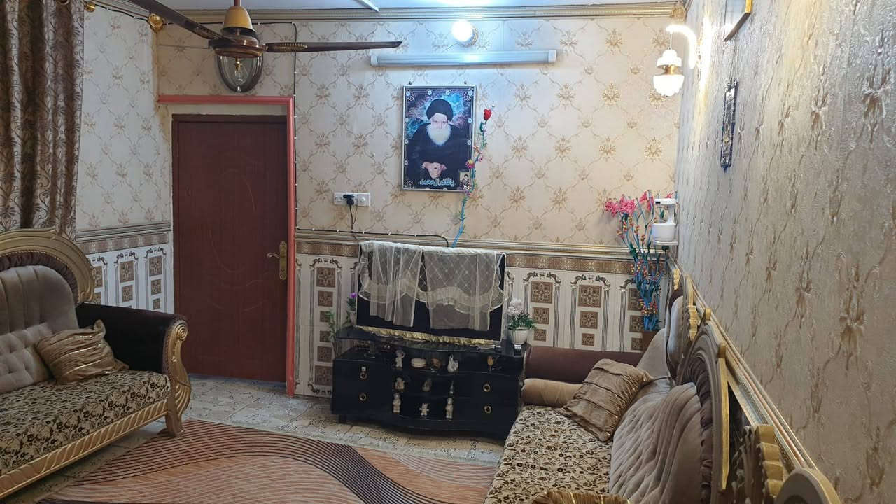 نصف قطعة قطاع ٧ أمامية طابقين واجهة ٩ والنزال ٨ مسلح غرفة النوم مع استقبال الطابق الأول والثاني ٣ غرف نوم َع المحلحقات *********** ***********
اتصلو ع صاحب الرقم اني مكلفه بلنشر
