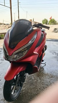 دراجة PCX جيل ثالث وارد كوري ماشيه 25  للبيع كفاله عامة مكينة كشر حساس...