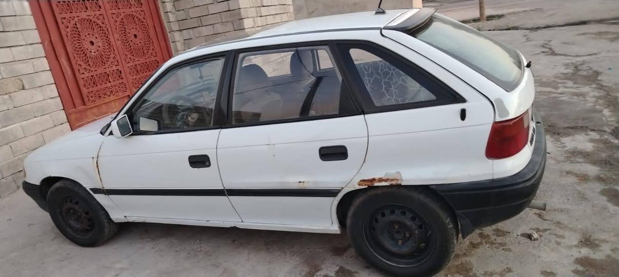 سلام عليكم
سيارة استر  
رقم بغداد 
السعر 43
العنوان موصل جانب الايمن 
رقم هاتف ***********
***********
ترهم مراوس
