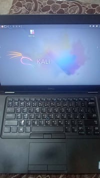 Dell 5490 • 256GB SSD • بطارية تحتاج تبديل