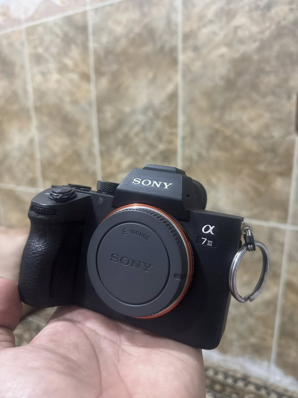 كاميره سوني a7مارك 3.       الكاميره كلش نضيفه ماصالي فتره من اخذتها نضافه الكاميره 100بل 100

غراضها موجودين كارتونها وشاحنه 

ششترها ١١الف

للتوصل خاص  او ع رقم 
***********
