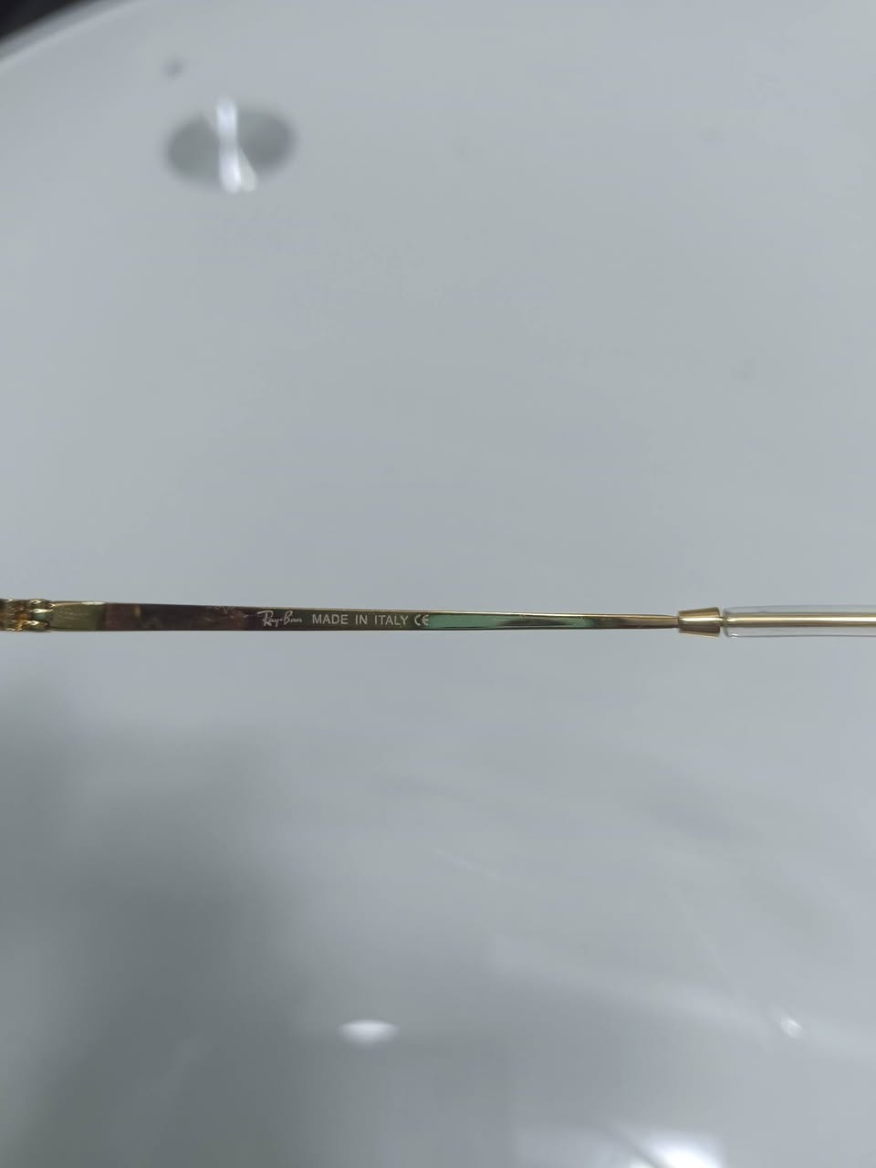 نظارات بالهشكل  انطي سعرك وبالعافيه 
7 درازن 
اقل كميه درزن توصيل كل العراق 5 الف 
واتساب ***********
