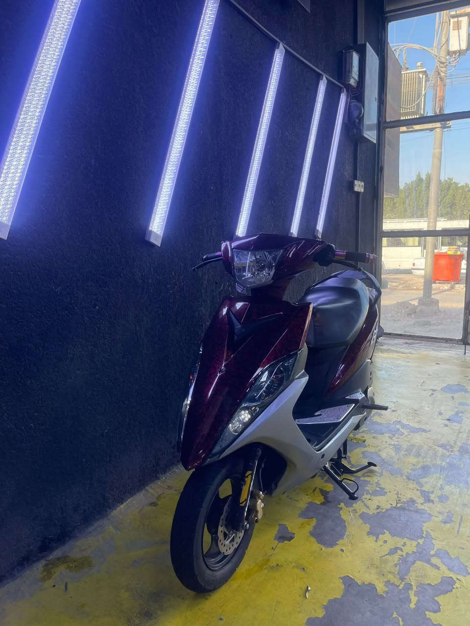 السلام عليكم
تفاصيل اول صوره


**إذا كنت صاحب هذا الإعلان وتريد حذفه لأي سبب، رجاءا أرسل رسالة إلى الدعم الفني**