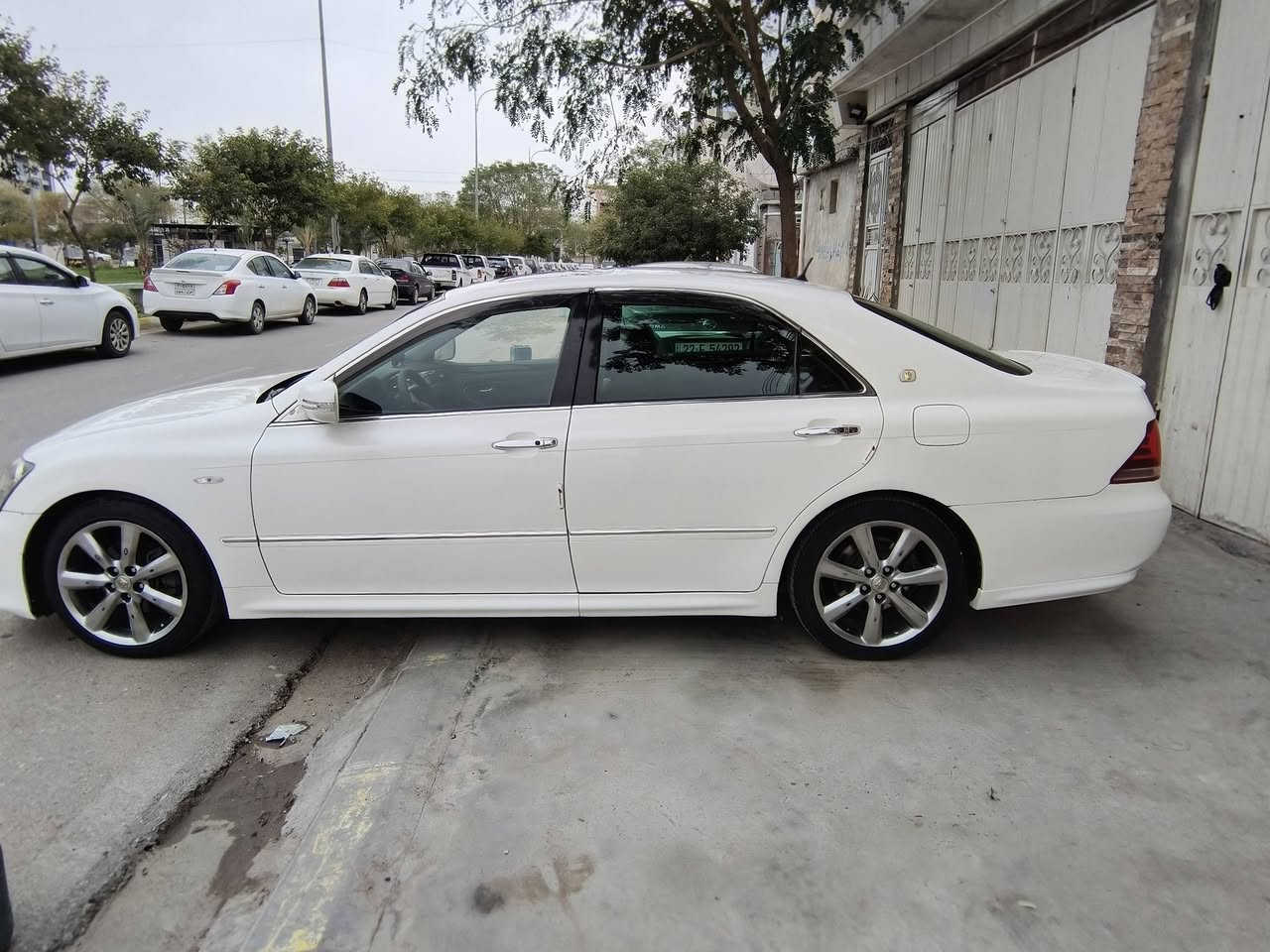 تویتا کڕاون شاهینە ساغ
١٨٠مەکینە بچوک گير گه وره  
كامل جايز 
٢٠٠٧
کوشن کارەبا 
ئاوینە ئیشاڕەت 
تەبرید ساردو گەرم بەشەرت
تەقەو ڕەقەی بەشەرت
بريك به ستراوه
٢٥٠مەسرەفی نیە 
دەحمولیدراو بەشەرت
سەقفی بۆیاخ بەشەرت
سەقفی شوشەی 
هەمووو گیانی بەشەرت
ژ.م ***********
شوين کەلار
