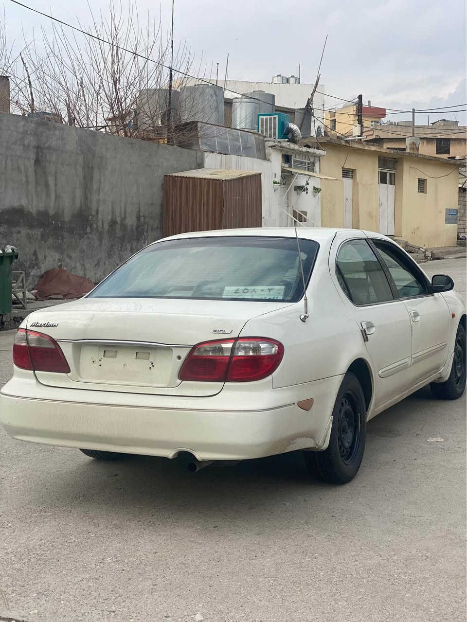 بە ناوی خوای گەورە 

نیسان ماکسیما 
٢٠٠٢
گێڕ ئادی
abs
مەکینەی تازە تەشفیت کراوە کامل
نۆزڵ و پلاکی تازە بیلاد 
دینەمۆ و کلاجی تازە 
بێ تەقە و رەقە
سەیارەکە دوای لێدراوە بەڕاد ناکرێ
سەنەوی بەسەر چوە 
سەقف و حیزام بە شەرت 
موستەری نیت کەس بێزار مەکە 
لەگەل ڕێزما 
لە سلێمانیە سەیارەکە
***********
ڤایبەر - واتسئاپ السليمانية, العراق
